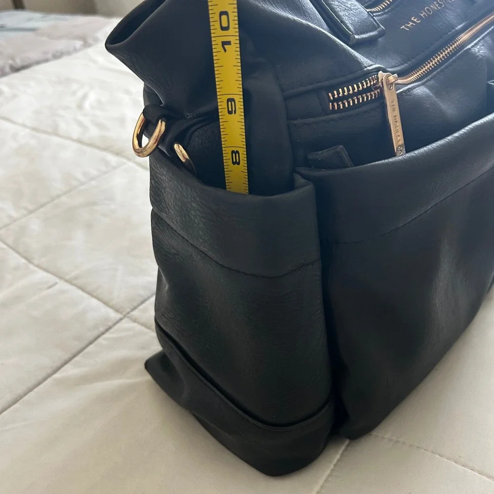The Honest Co Everything Diaper Bag Black Vegan Leather Tote 10+ pockets
